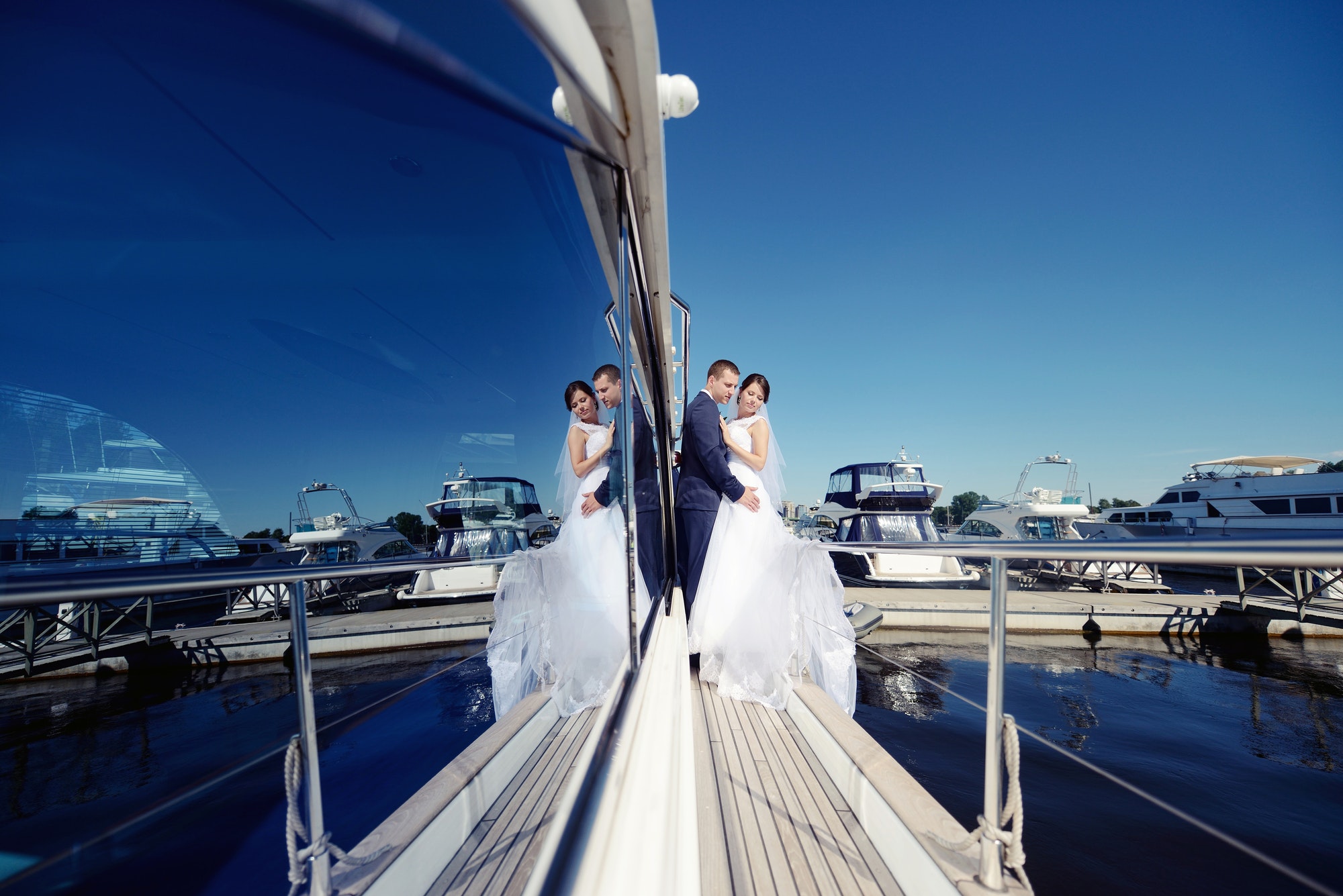 yacht rental wedding